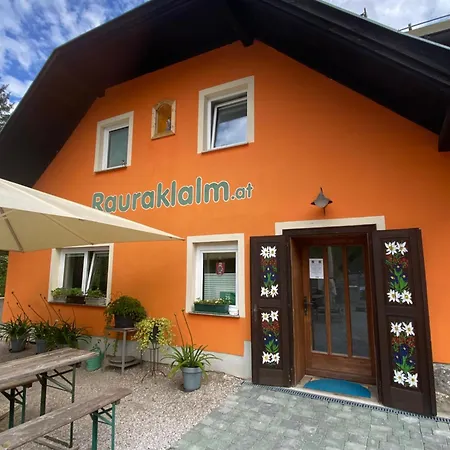Rauraklalm Bed & Breakfast *